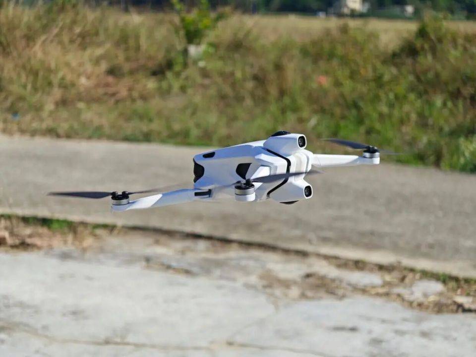 将发布新的可穿戴设备；苹果新头显硬件曝光新葡京网上赌场Quest4要来了Meta(图6)